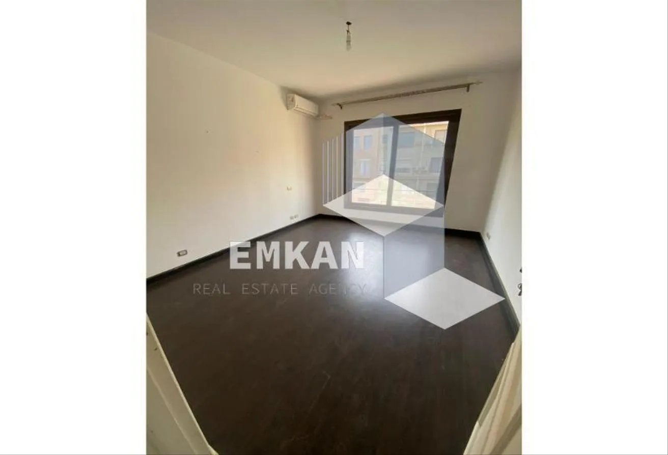 Sale in Casa: للبيع شقه متشطبه غرفتين-كازا- مرحله اولي
