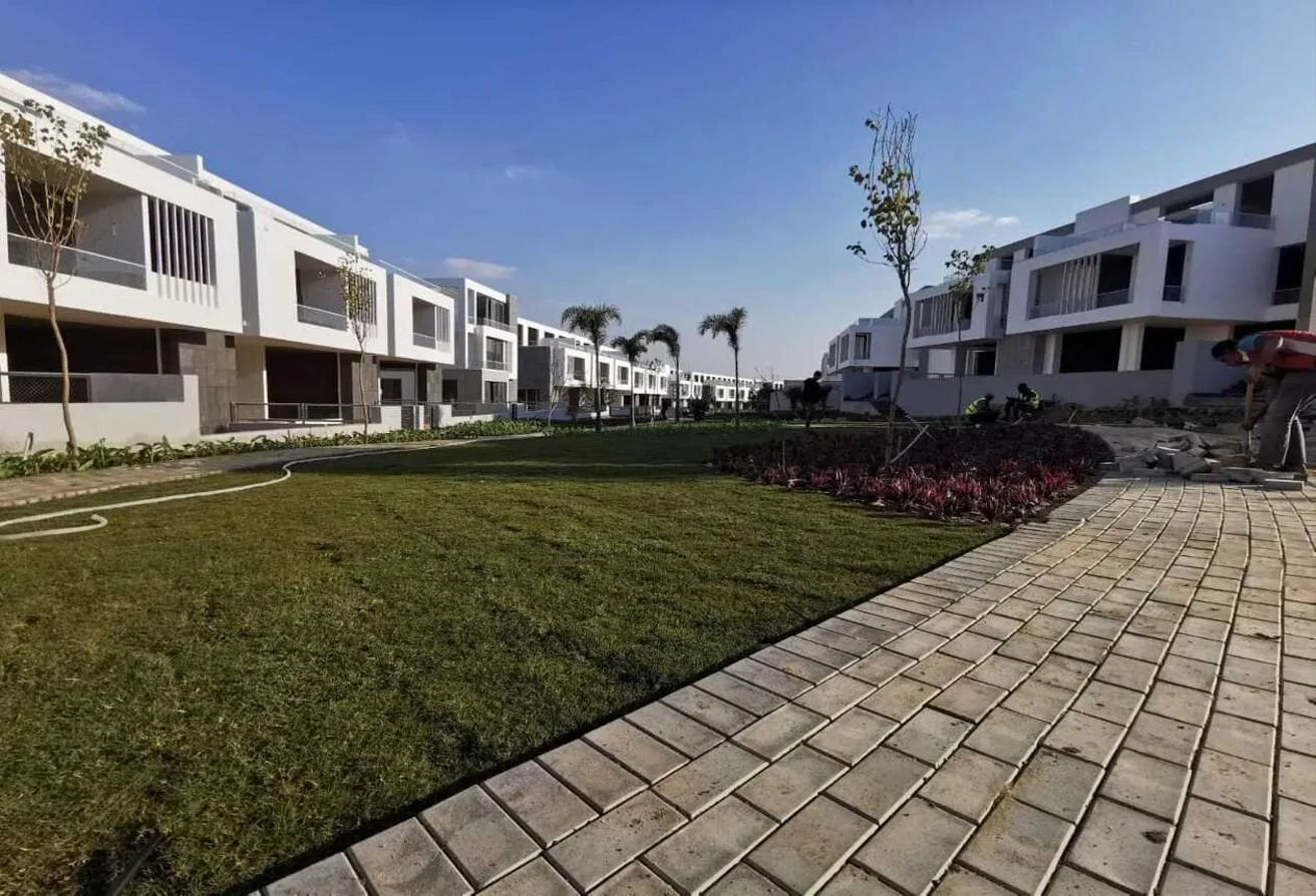 Sale in Brix: RTM resale Apartment with attractive price 197 sqm