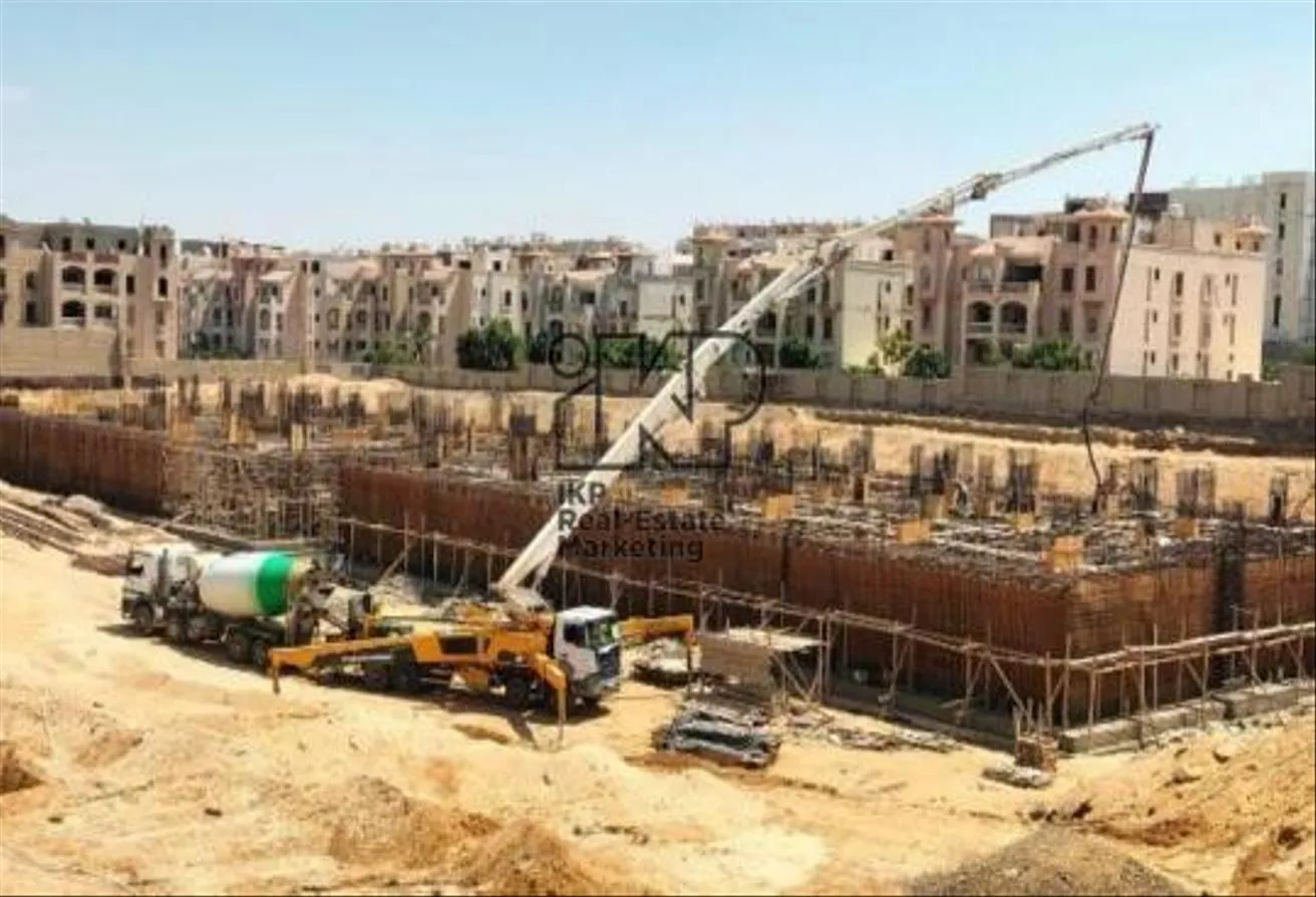 Sale in Avelin: Apartment for Sale in Avelin Compound Open View