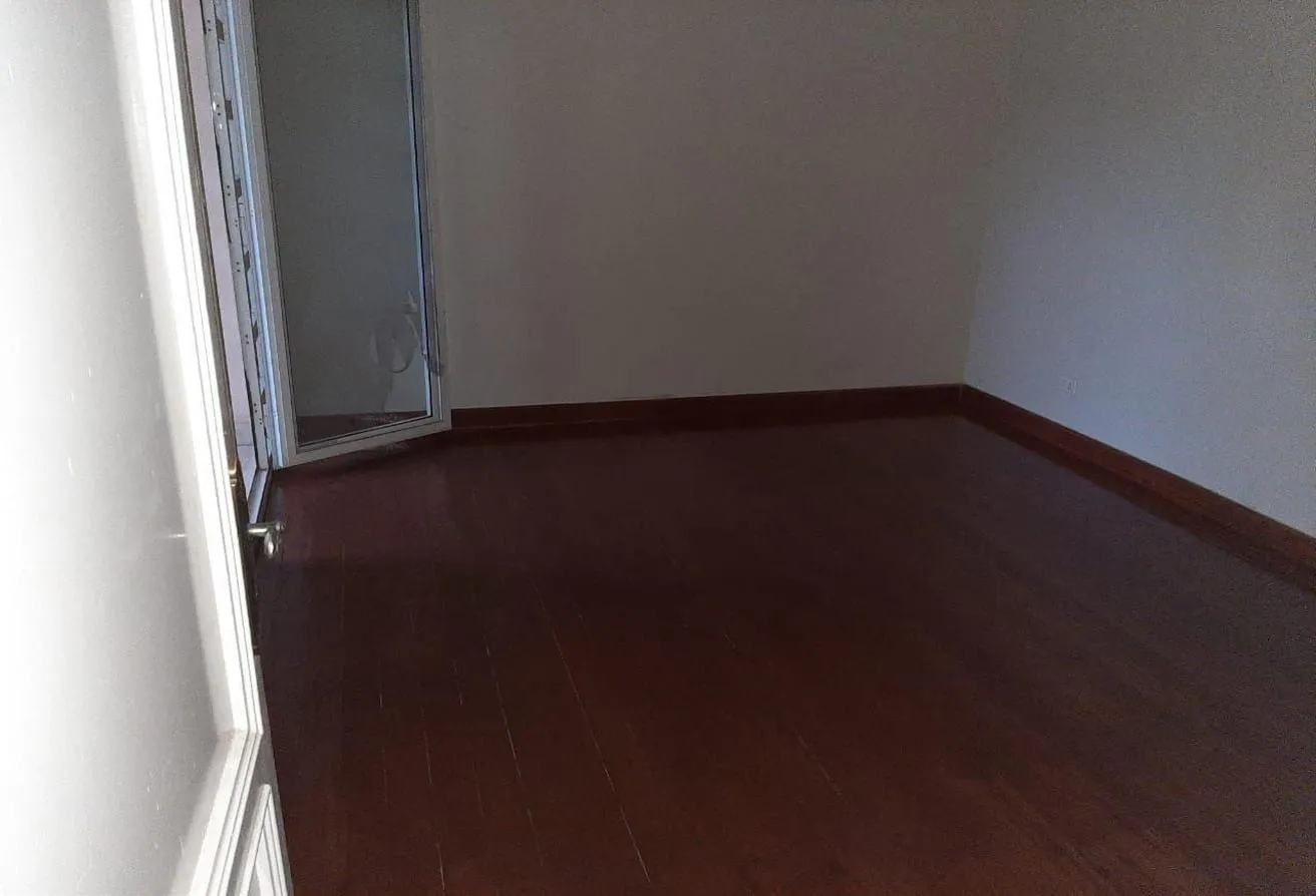 Gallery Image 25