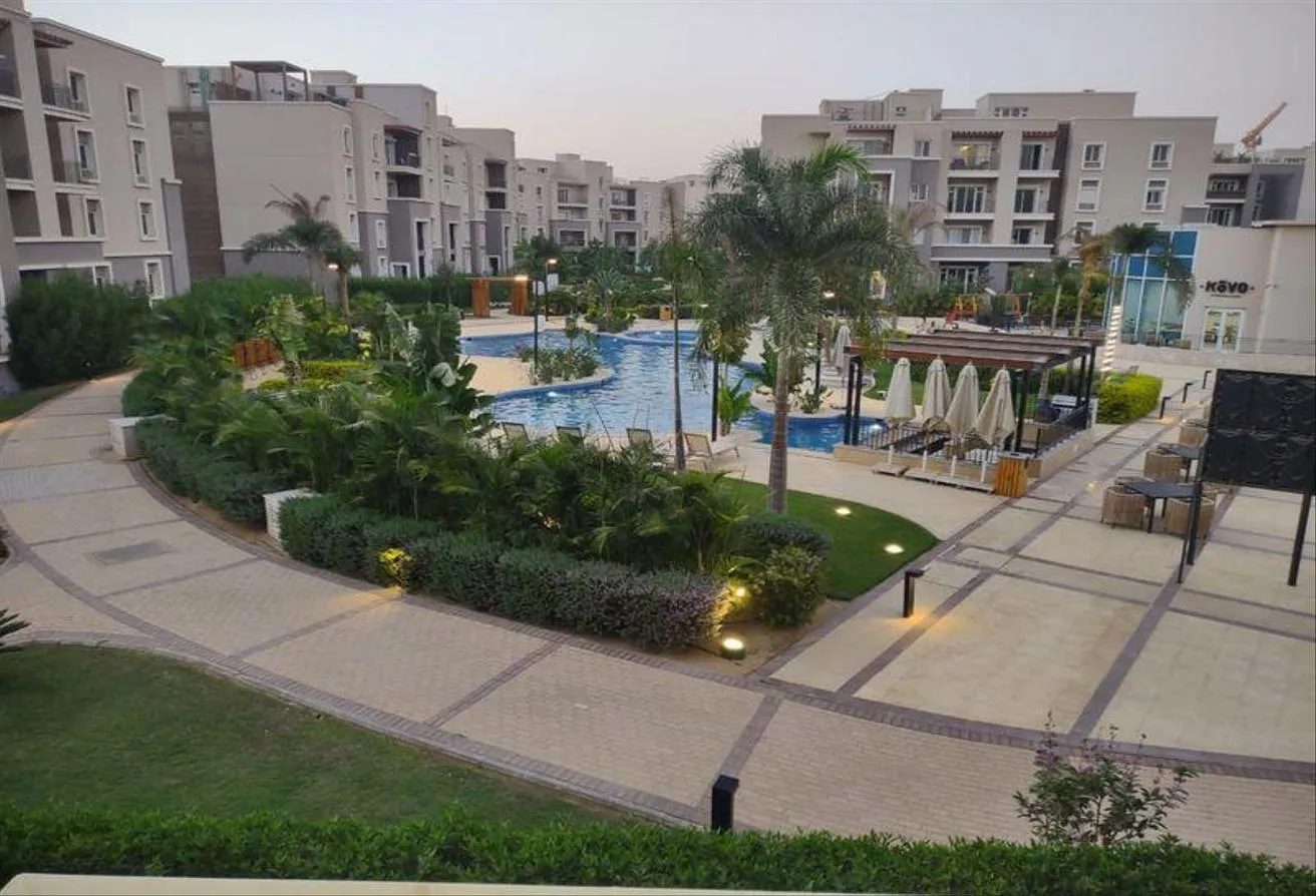 Sale in October Plaza: Amazing Penthouse  Very Prime Location October Plaza