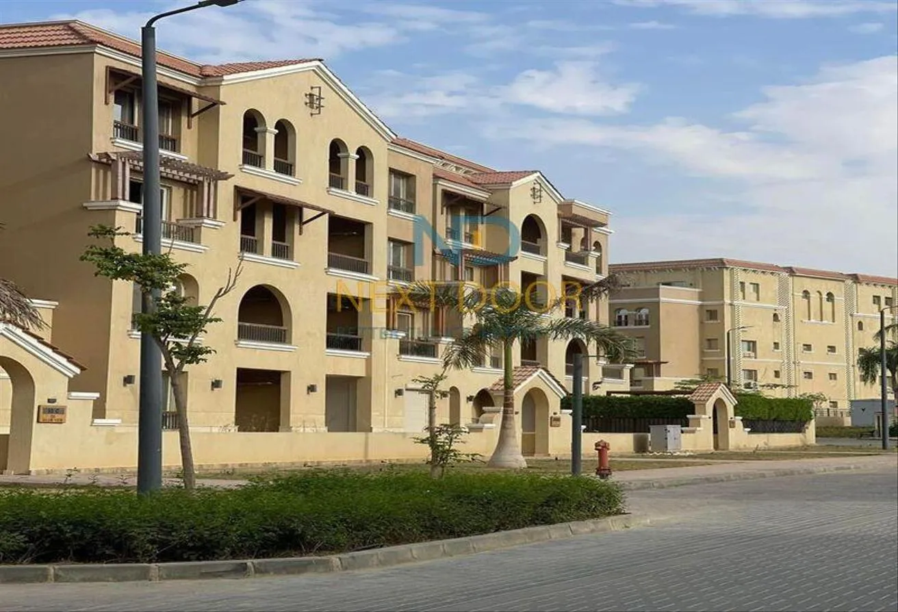Sale in Maadi View: Penthouse with Roof for Sale Overlooking Landscape