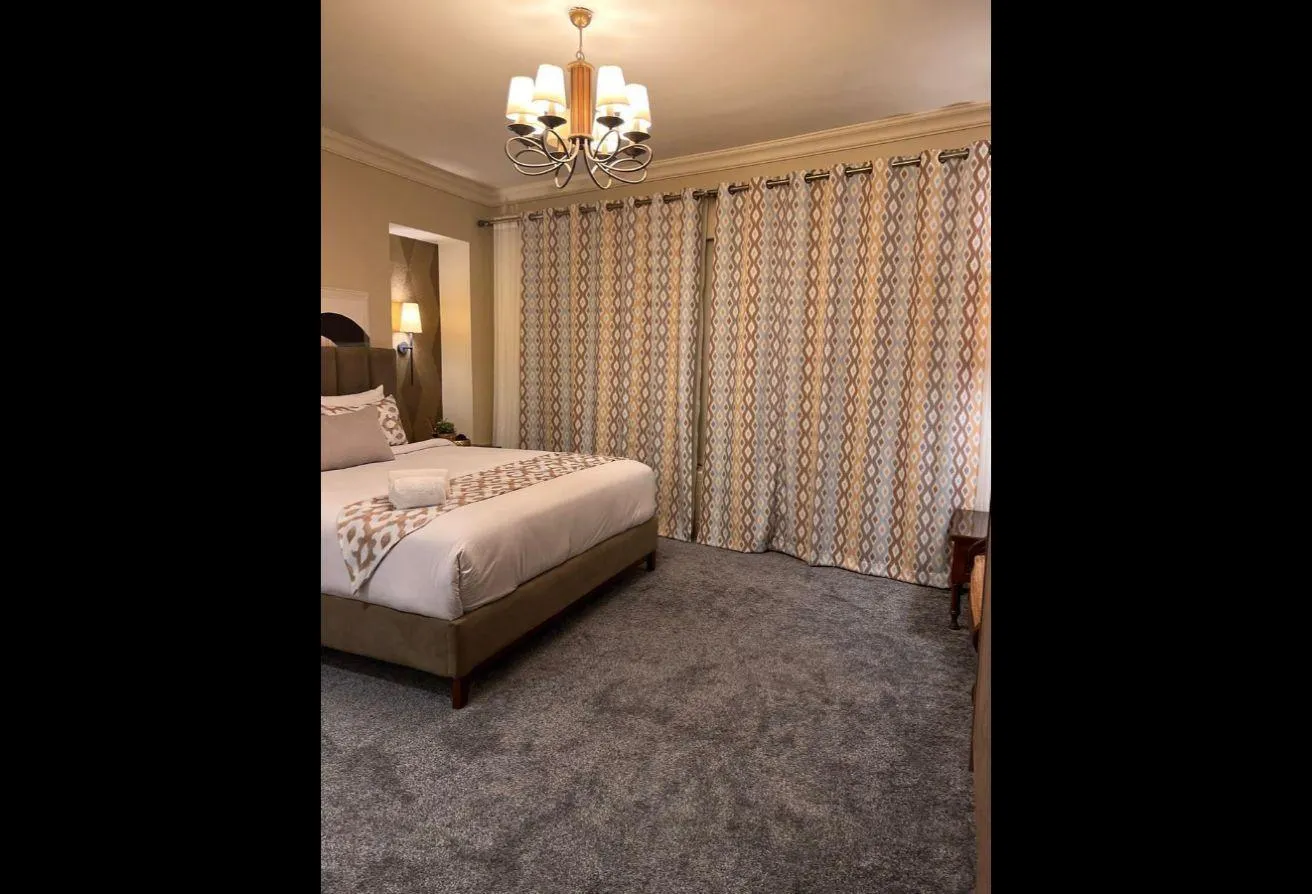 Gallery Image 13