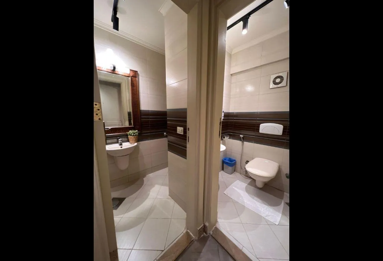 Gallery Image 17