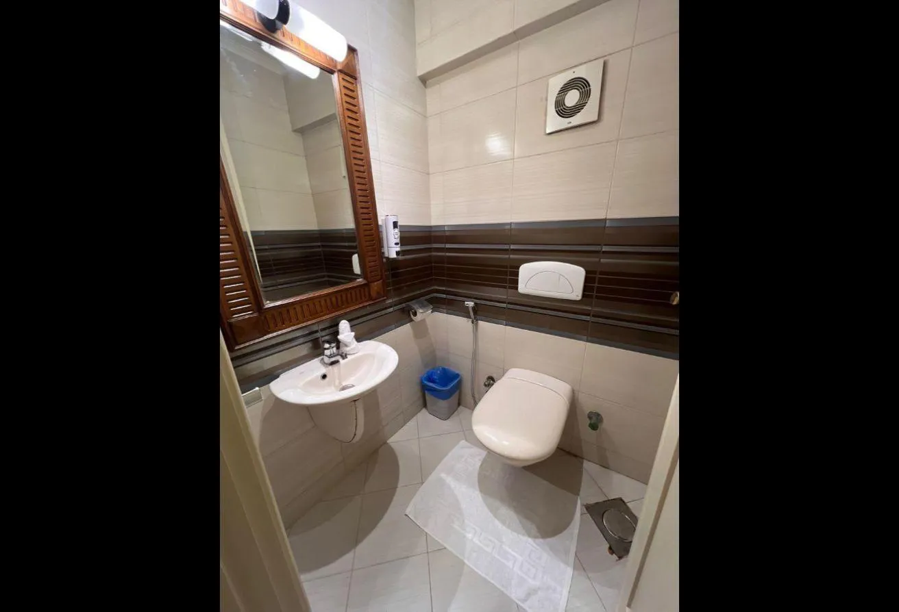 Gallery Image 18