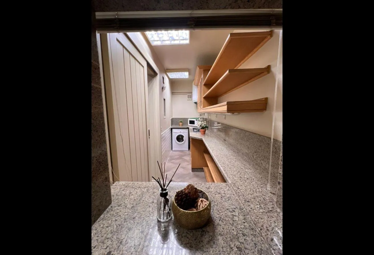 Gallery Image 19