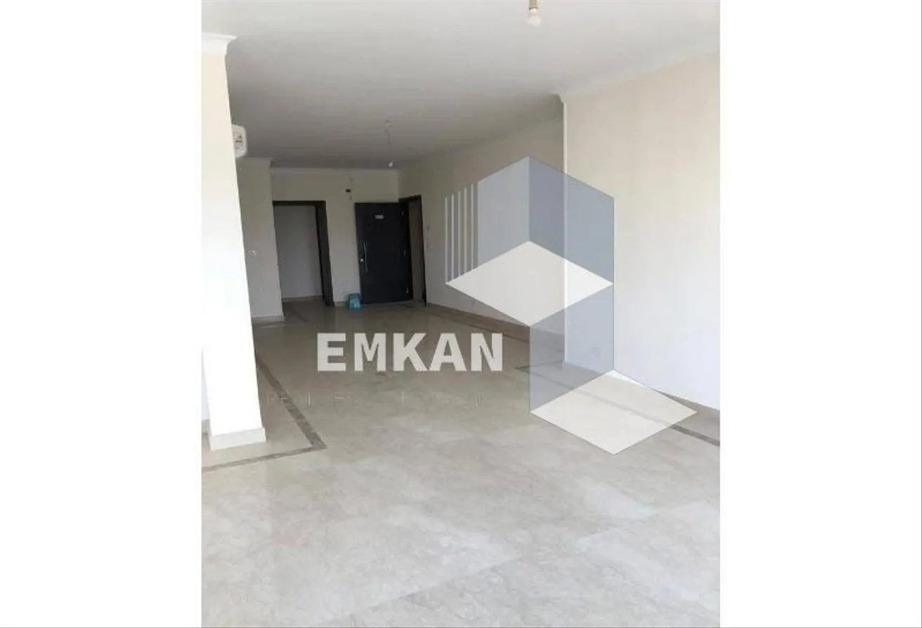 Sale in Westown: A shot below market price - City Villa - West Town
