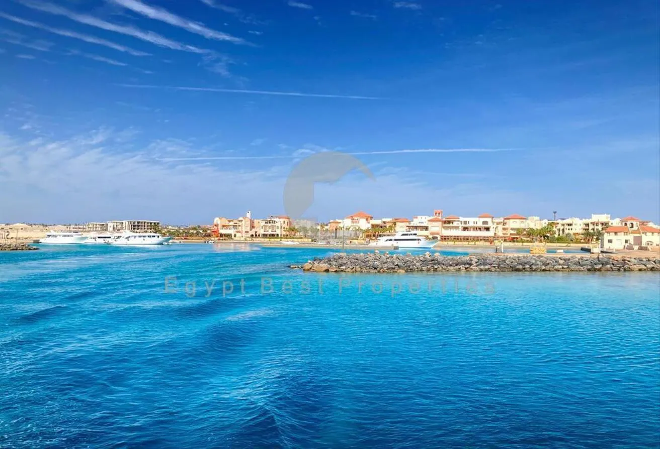 البيع في ميسكا: with Limited Time Offer GET Your Home in Somabay 