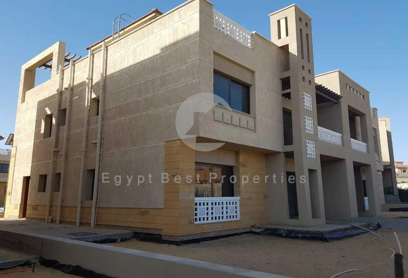 Sale in Green IV: بمقدم 5% وتقسيط علي 8 سنين في  Club Hills