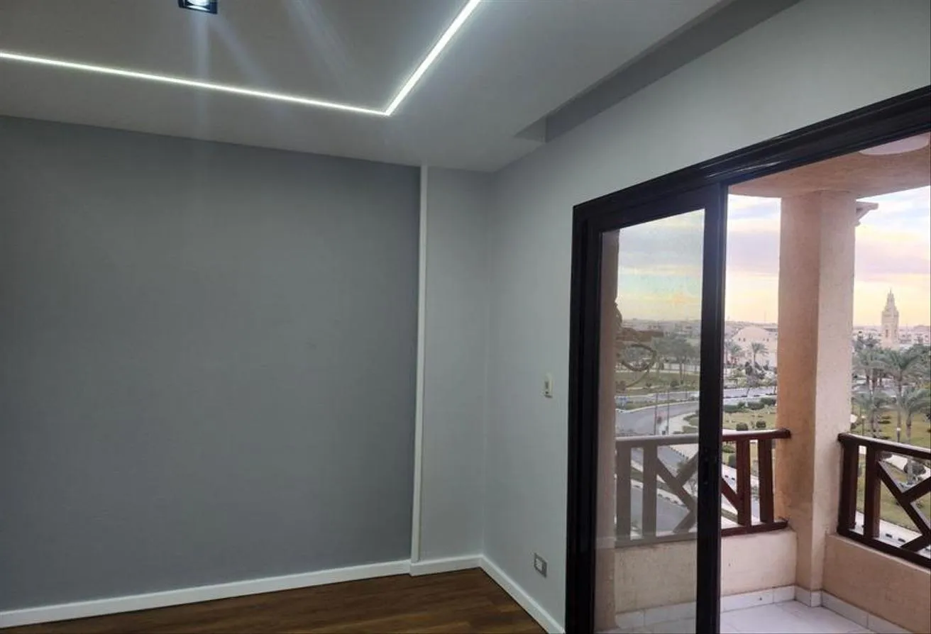 Gallery Image 10