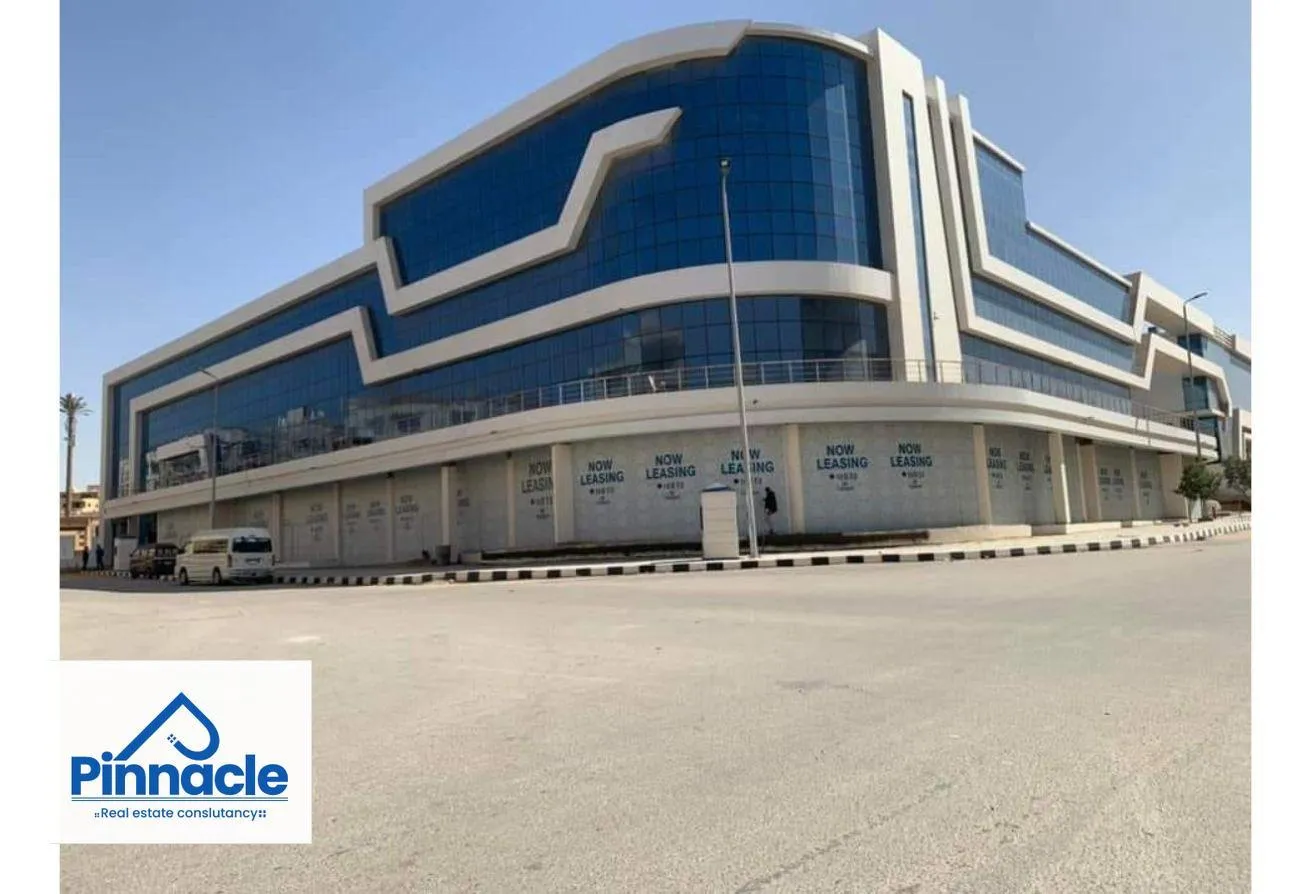 البيع في مجمع أوزون الطبي: محل استلام فورى بمول اوزون 92 متر 