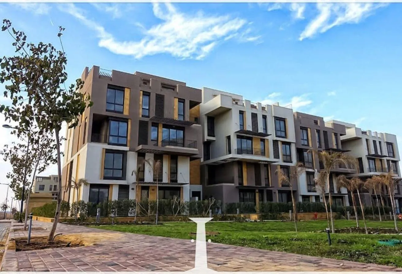 Rent in Westown: For Rent, Duplex 250 sqm in Westown, Beverly Hills