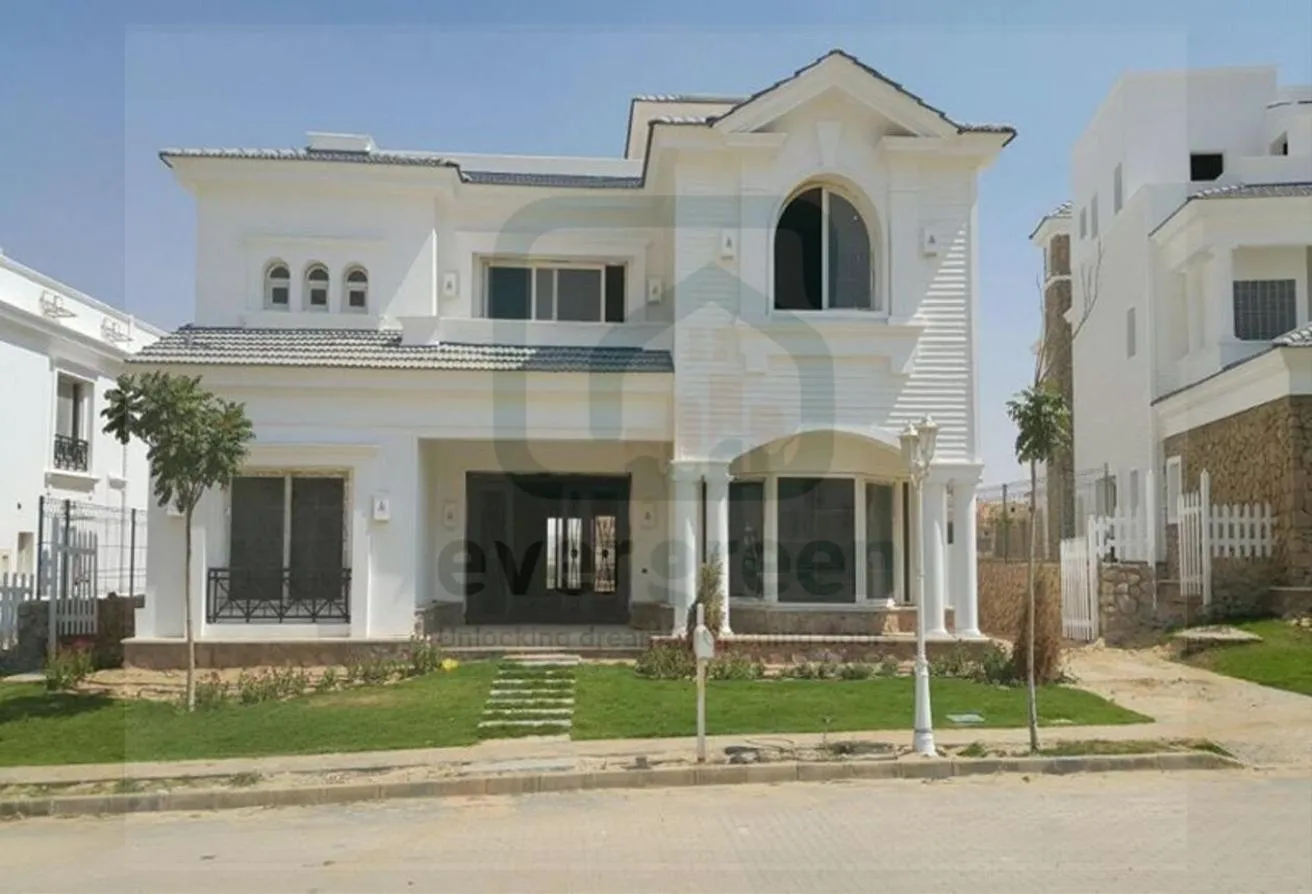 Sale in Mountain View 4: Villa for sale next to Arkan Mall / Mountain View