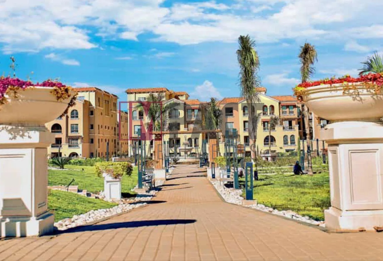Sale in Maadi View: Penthouse for sale at a big discount view villas