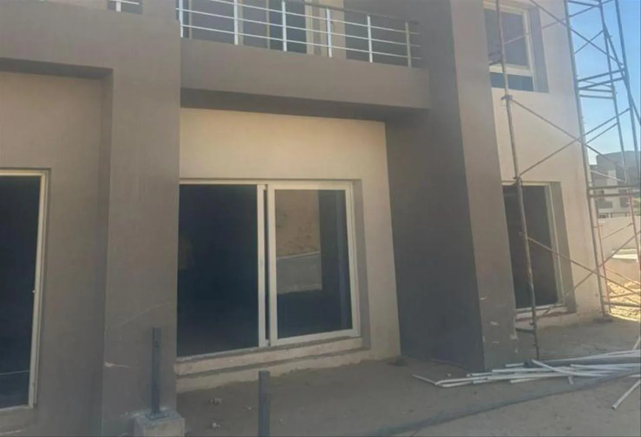Gallery Image 6