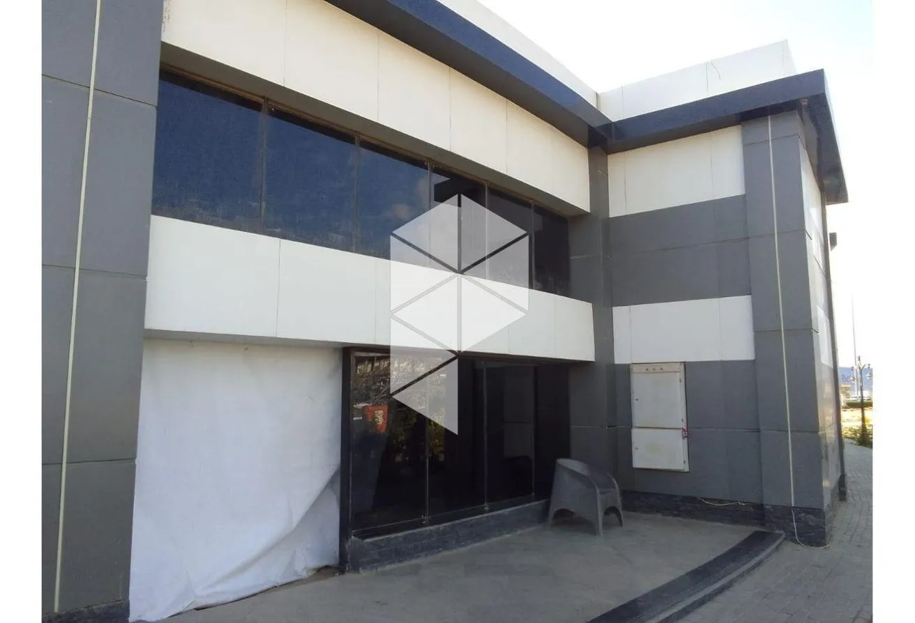 Rent in 26 July Axis: - Commercial shop  75m  for rent in sheikh zayed!