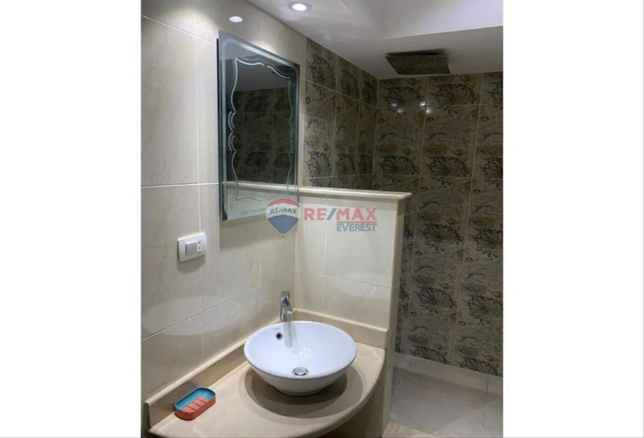 Gallery Image 11