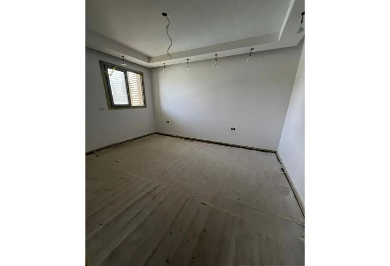 Rent in Village Gardens Katameya: Semi furnished Apartment 3rooms rent VGK