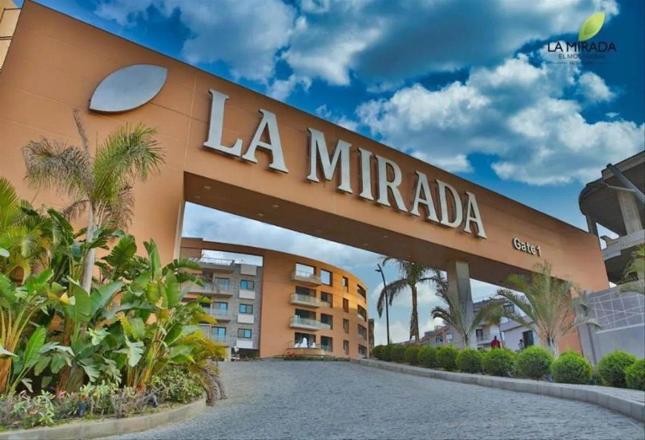 Sale in La Mirada El Mostakbal: Apartment For Sale  in mostakbel city over 5 years