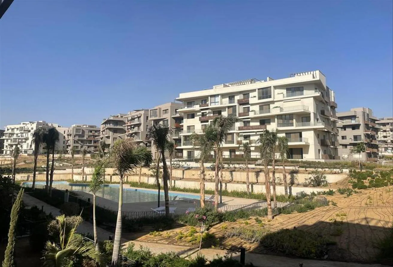 Sale in Villette: Very prime location Penthouse Resale in Villette