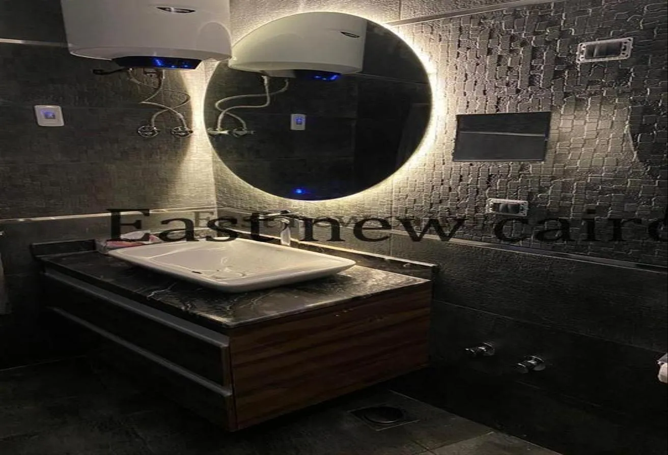 Sale in El Diplomaseen: دوبلكس 600م استلام فوري بتسهيلات في الدبلوماسيين