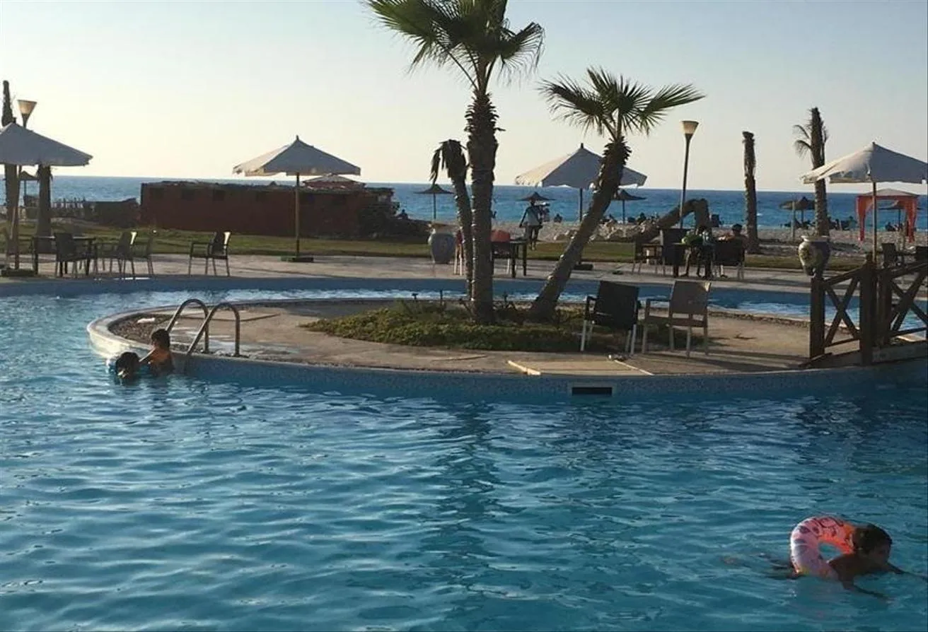 Sale in Bungalows North Coast: For 160 thou receive fully finished sea view
