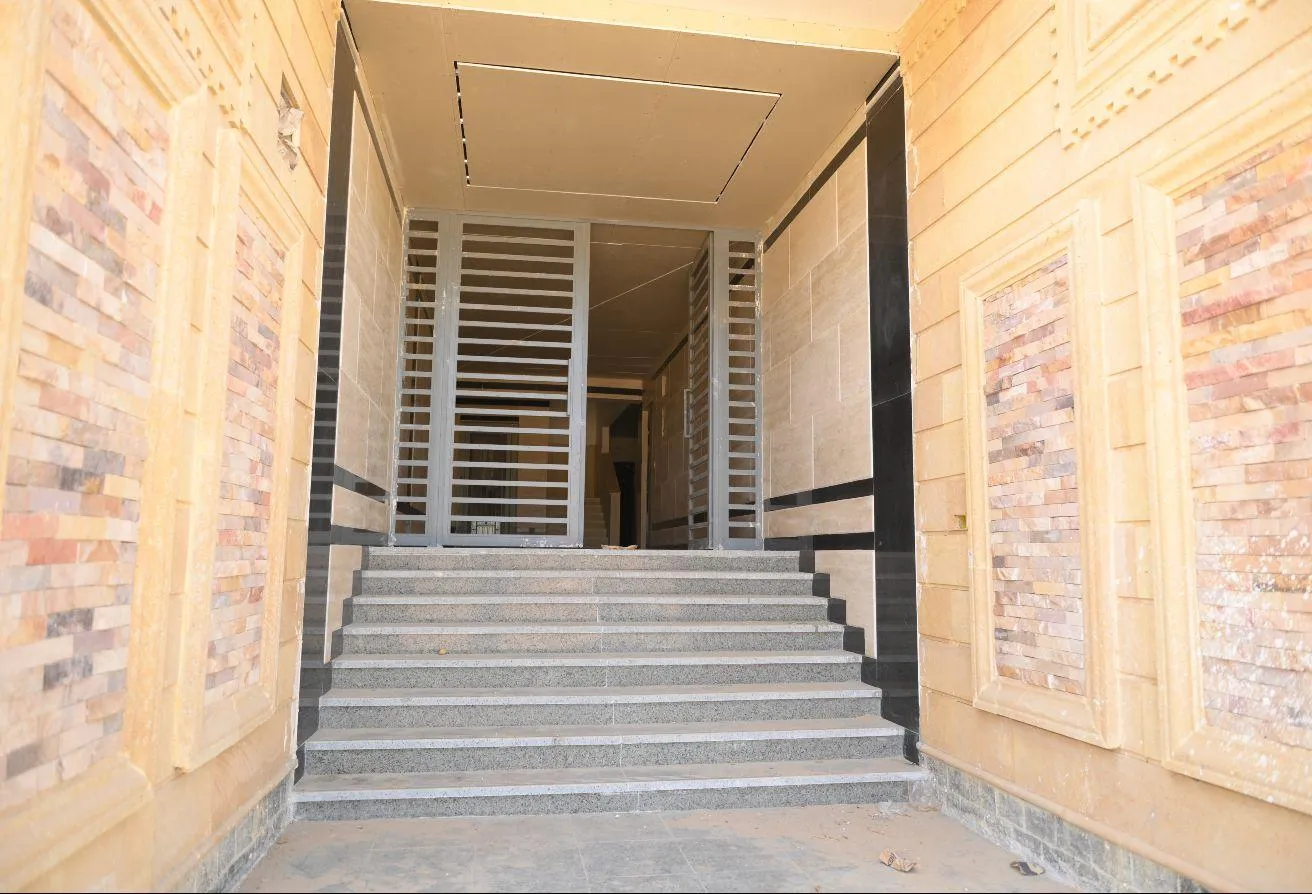 Gallery Image 10