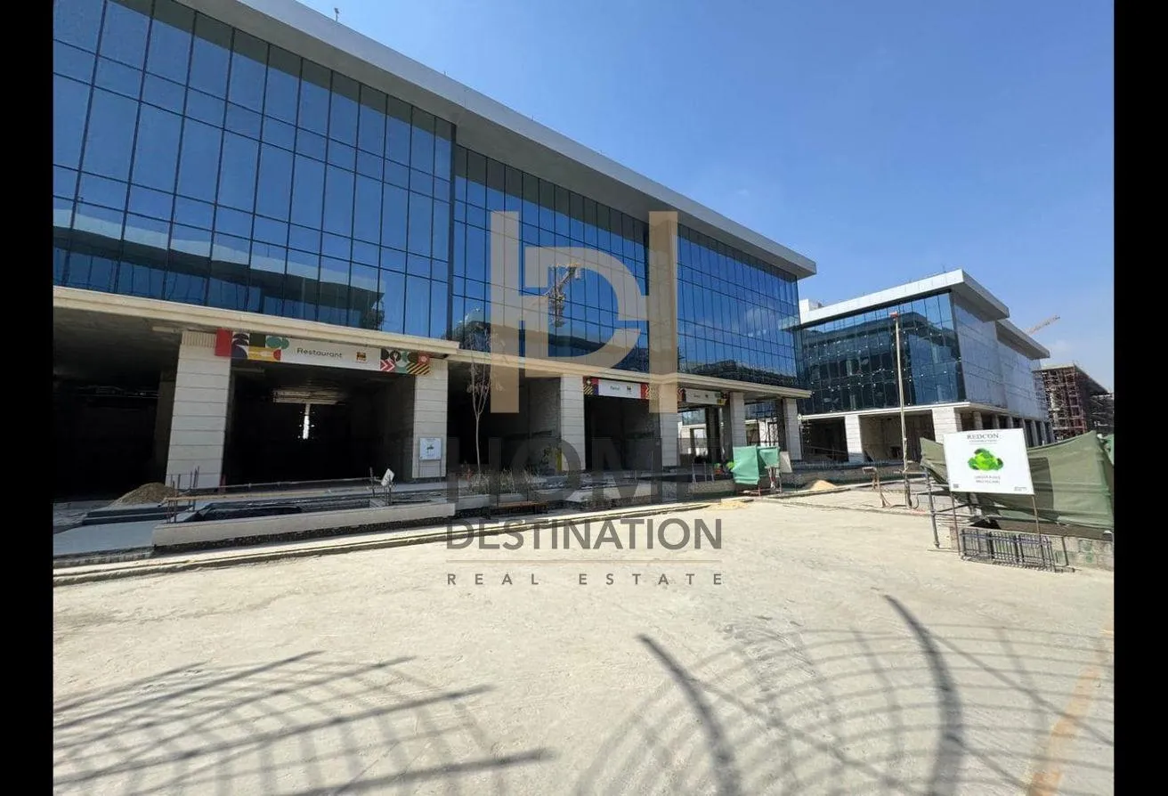 Sale in Golden Gate: prime location on South 90, Golden Gate