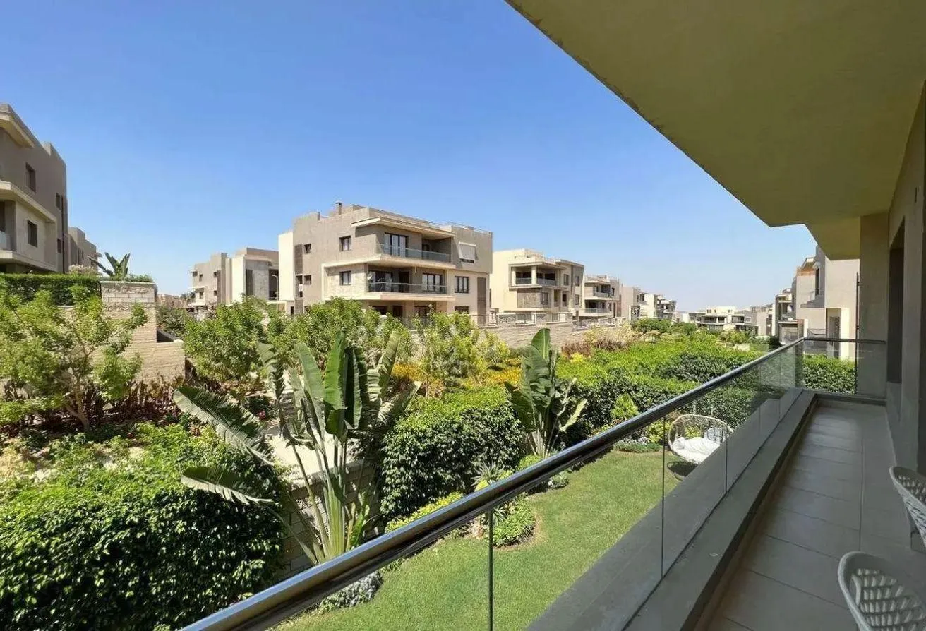Sale in Pyramids Heights: Prime located Finished apartment, Pyramids Heights
