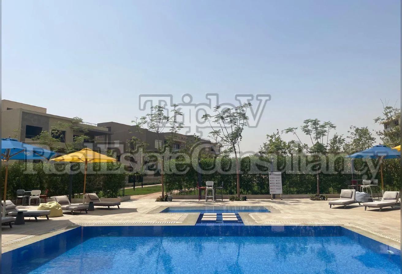 Rent in Pyramids Heights: UltraSuperLux With Kitchen, Heaters, Ac's, Garden