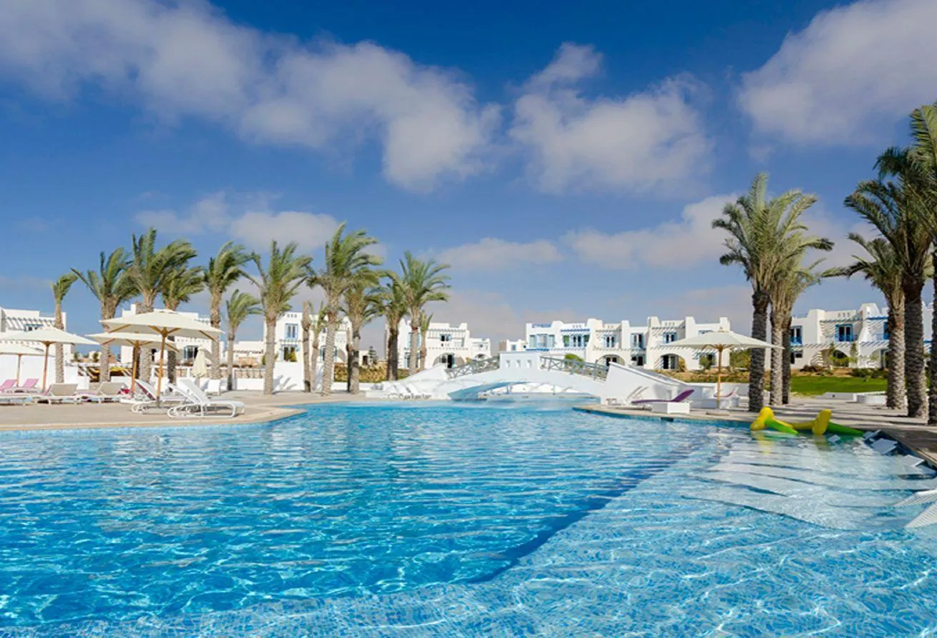 Sale in Skala Mountain View Ras El Hikma: Beach House Garden (Sea View) with D.P 675,000