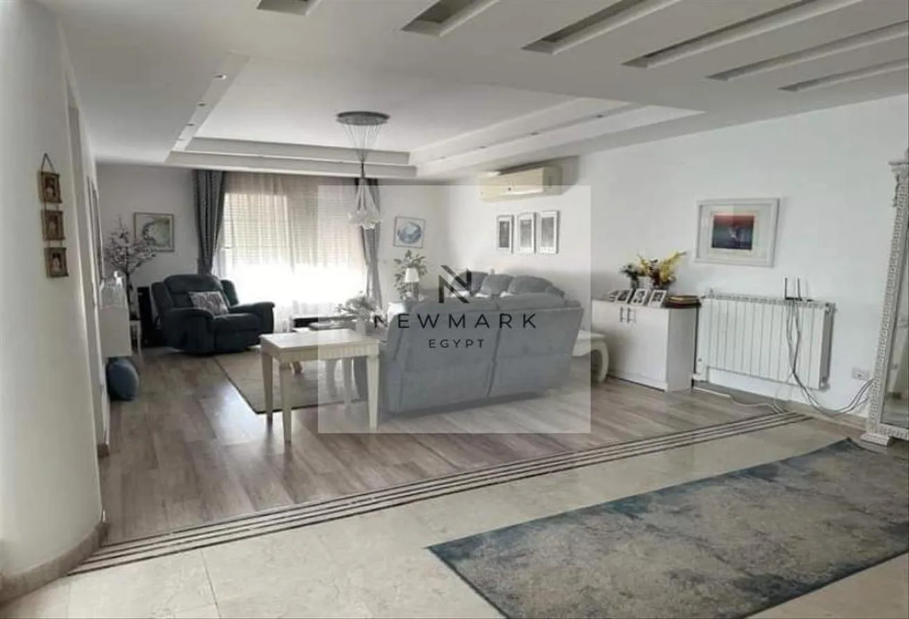 Sale in Yasmine compound: Villa for Resale at Al-Yassmin Compound