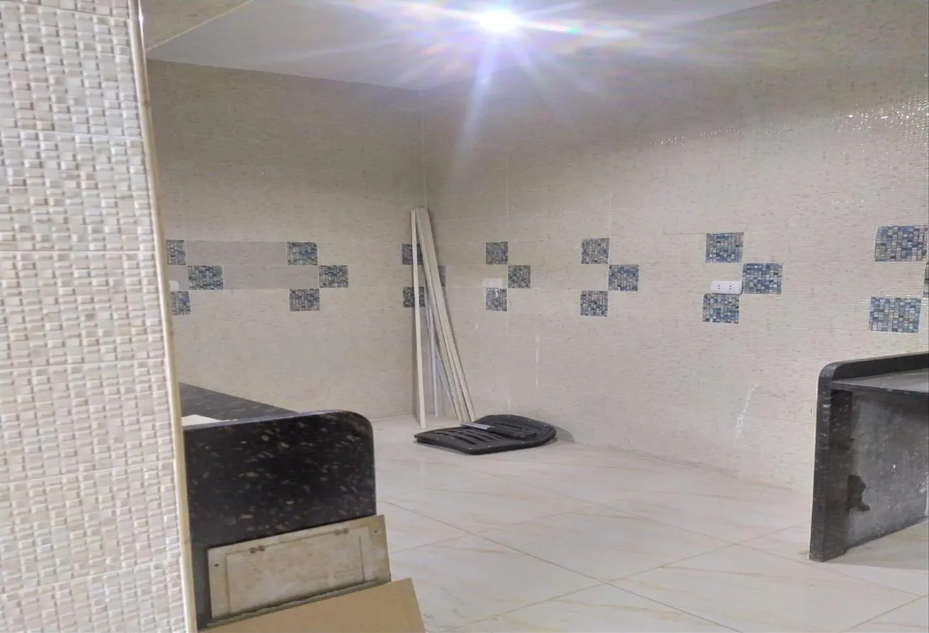 Rent in 2nd District: للايجار مكتب ب6 اكتوبر الحيالاول مجاورة2مساحة 270م