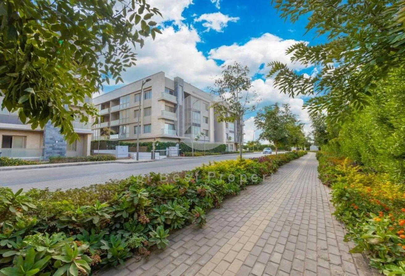 Sale in Midtown: For Sale Apartment Ready to move 5% DP on 10 years