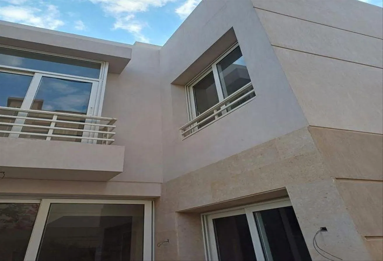Gallery Image 9