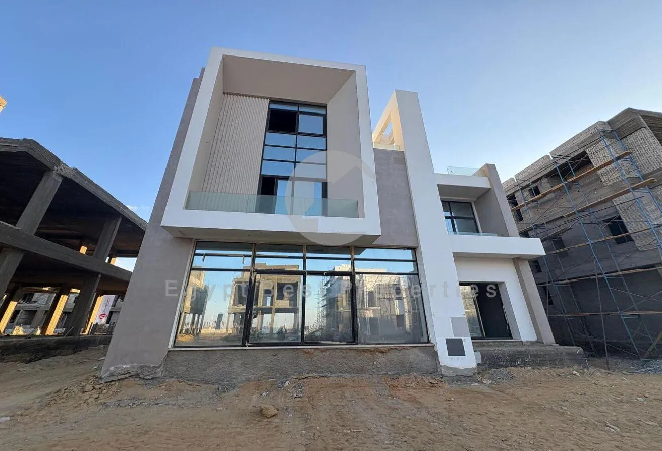 Sale in Saada Compound: Office for sale in Saada Compound at bargain price