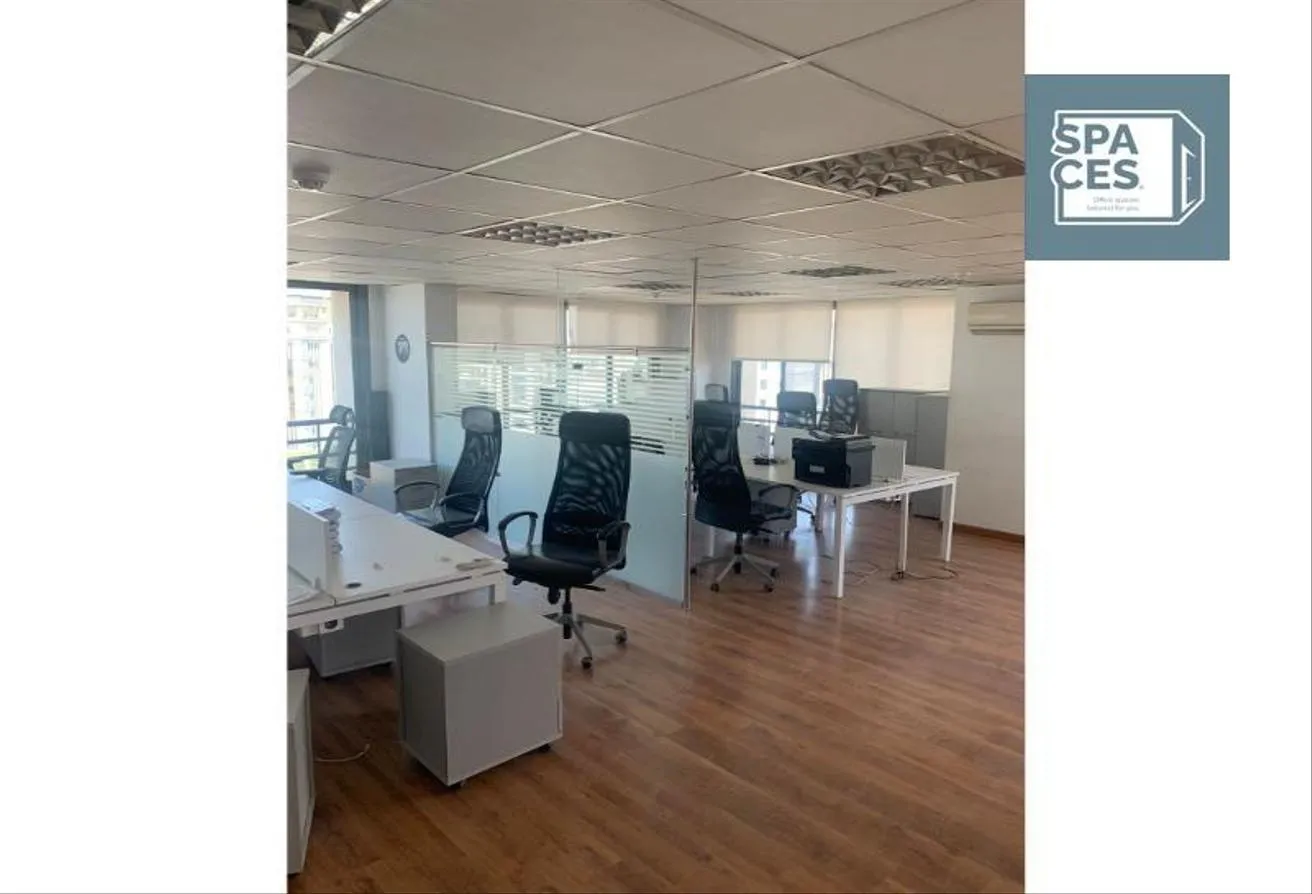 Rent in South Teseen St.: Finished building for rent 3500 m on South 90th St
