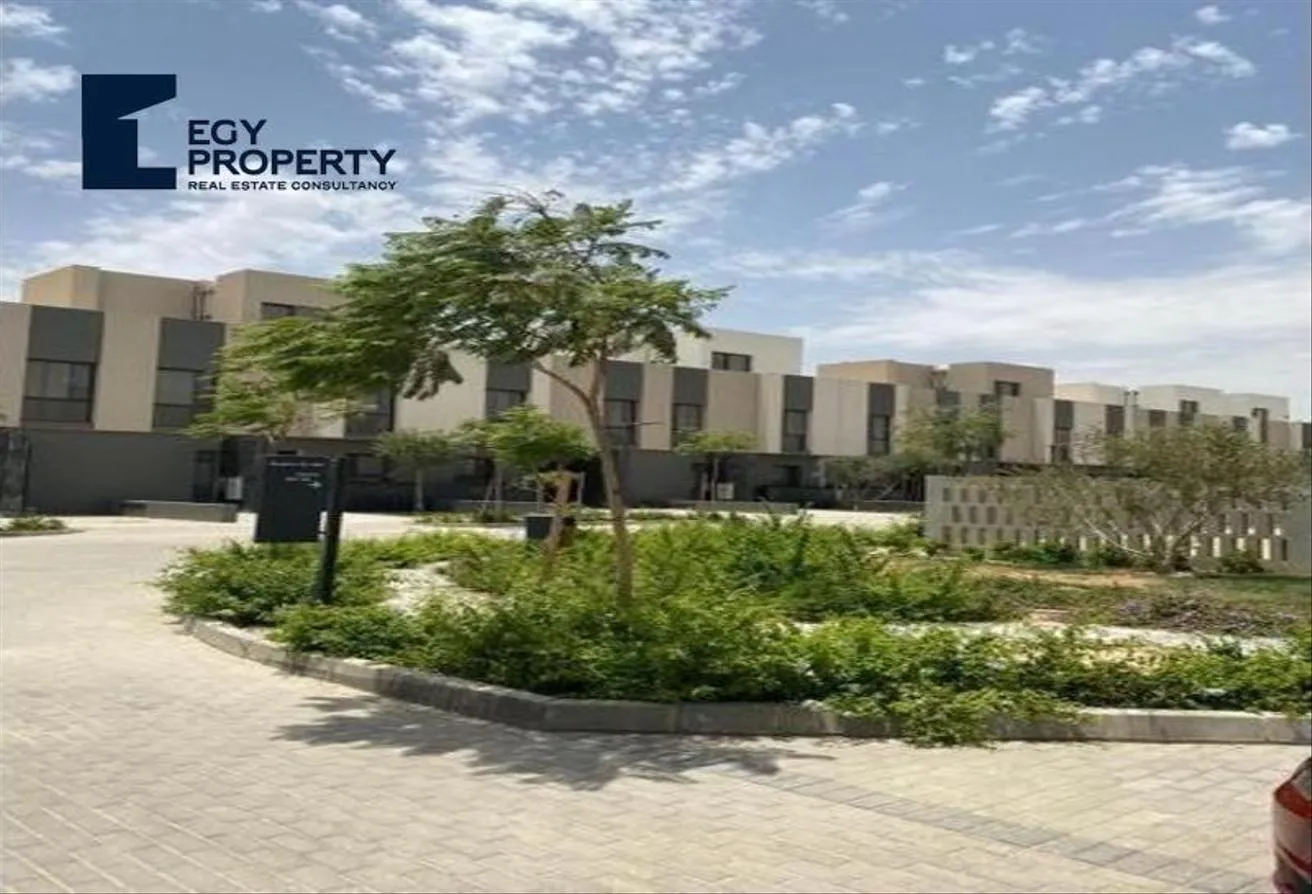 Sale in Al Burouj Compound: Under The Market price Villa For Sale In Al Burouj