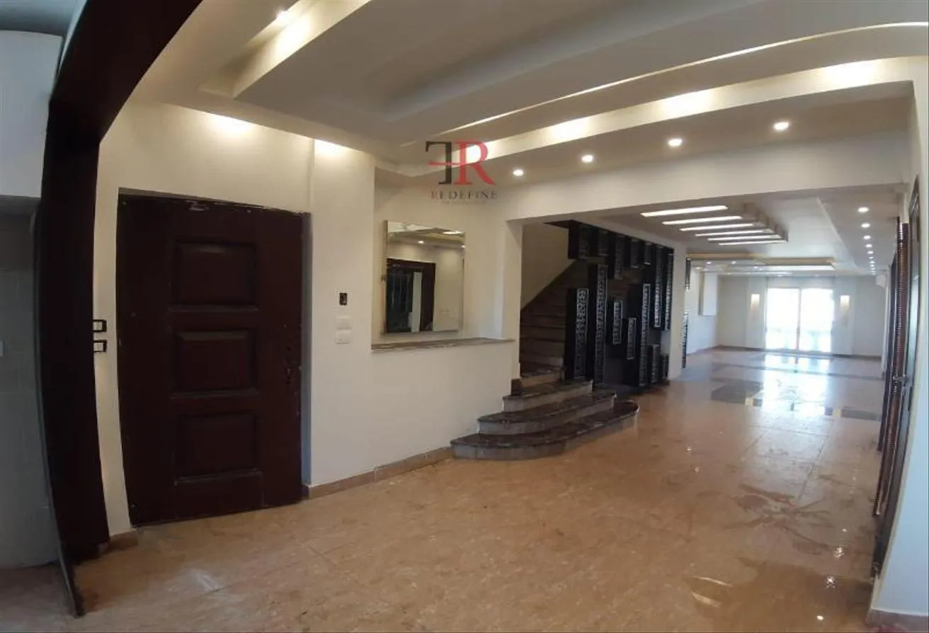 Rent in Mountain View Hyde Park: IVilla With Beautiful Natural Landscapes View