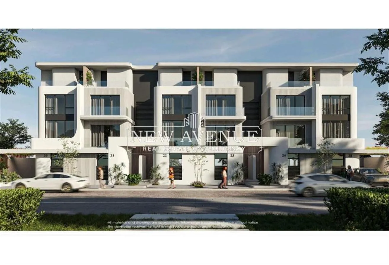 Sale in Kukun: 5BR Townhouse for Sale in Mostakbal City