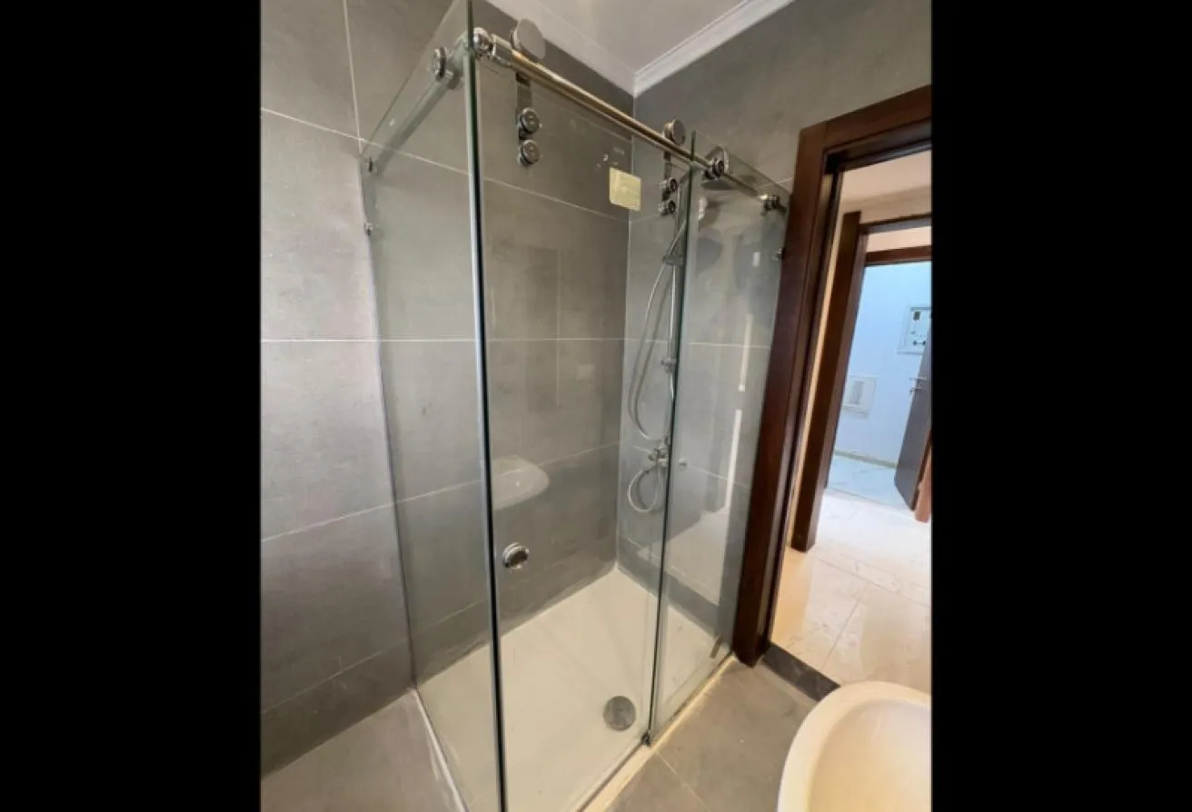 Gallery Image 12