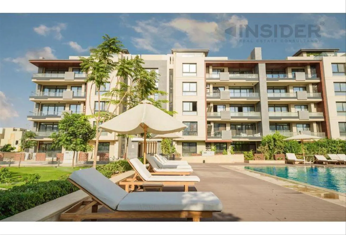 Sale in Azad: apartment with roof 10%dp&amp; inst. 7y at azad