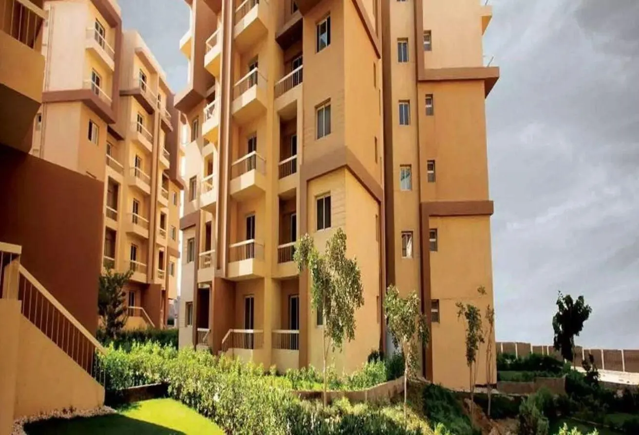 Sale in Calma: شقة للبيع في حدائق أكتوبر 175م بتقسيط مريح