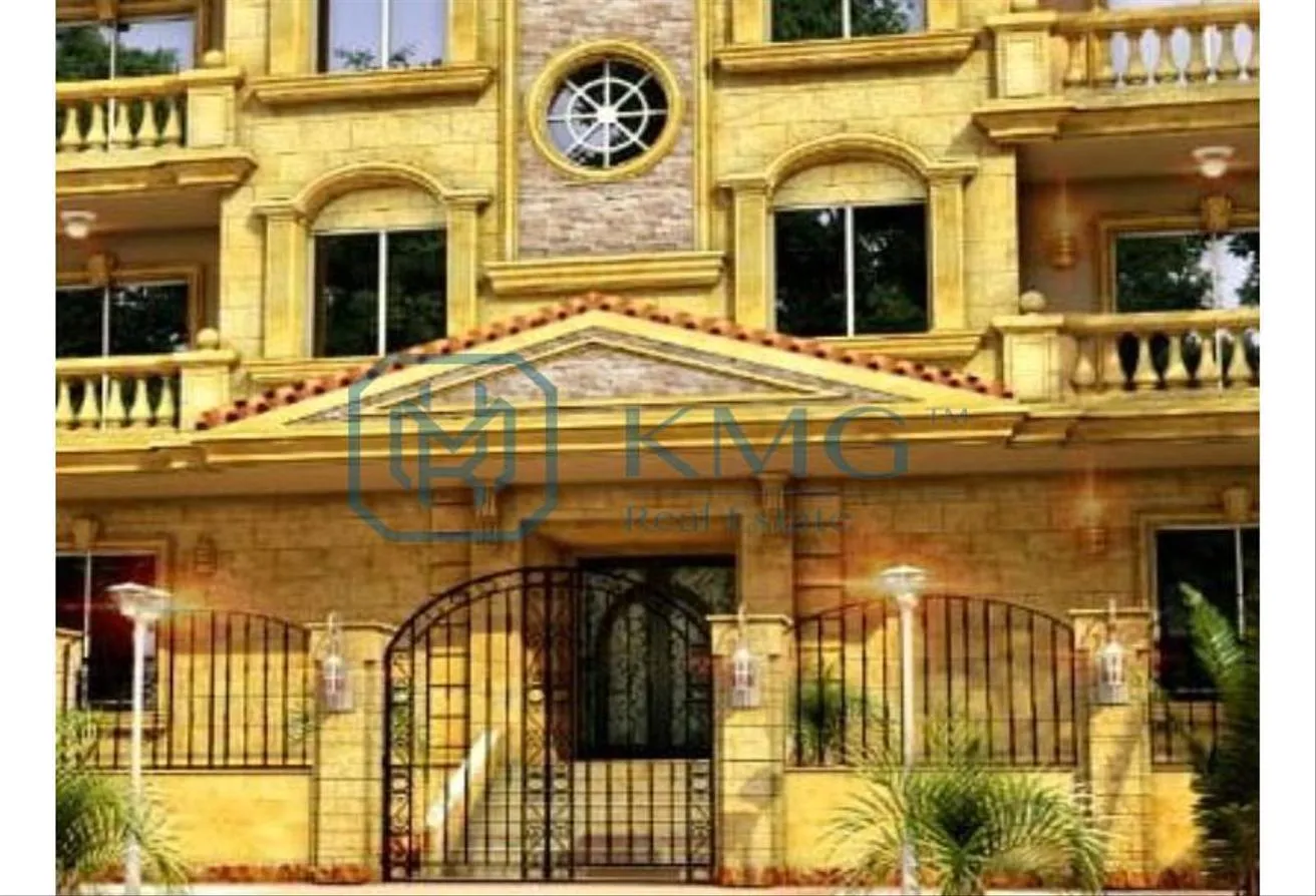 Sale in Area B: شقة 210م بأرقى مناطق التجمع الأول بتسهيلات بالدفع