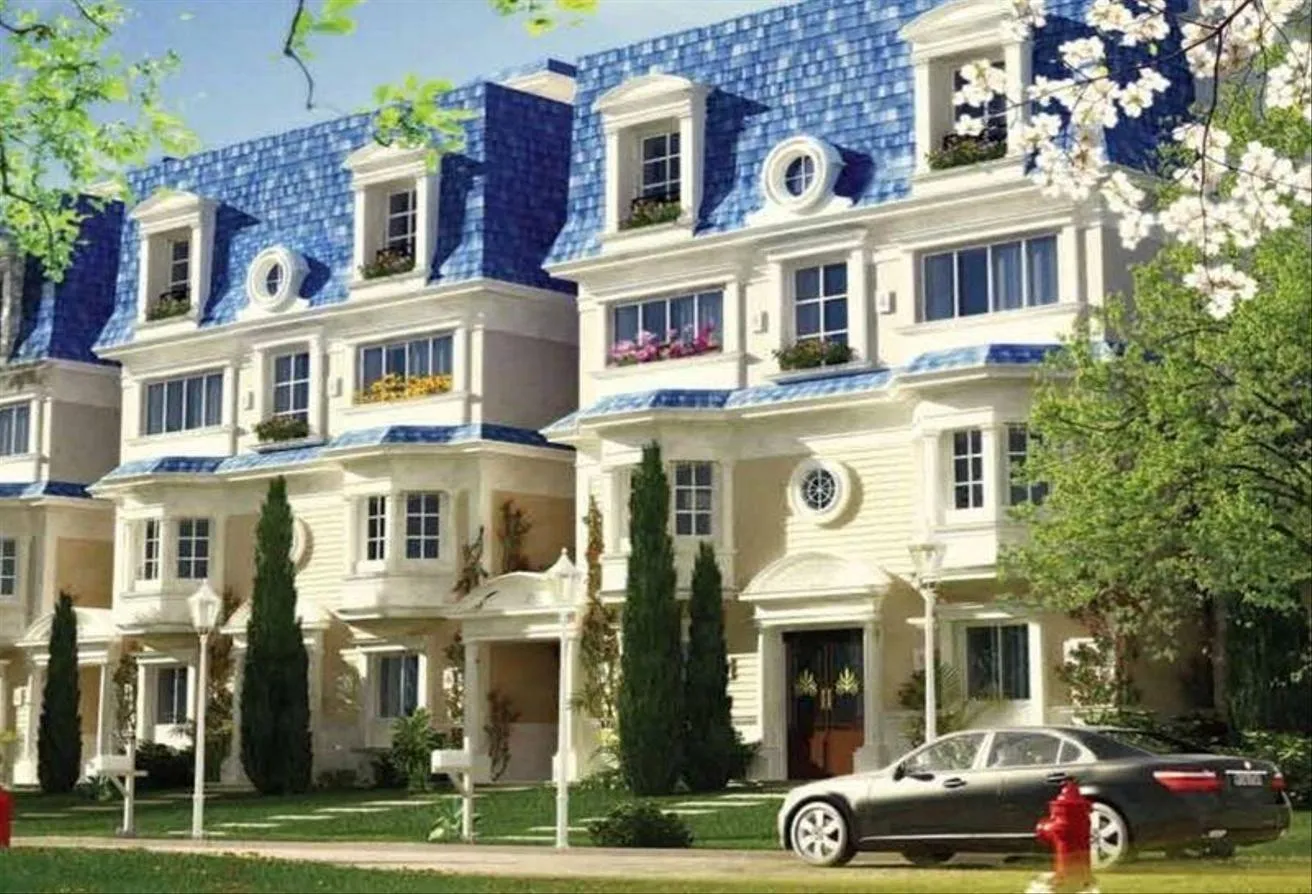 Sale in Mountain View iCity October: Beach house resale for less than company's price .