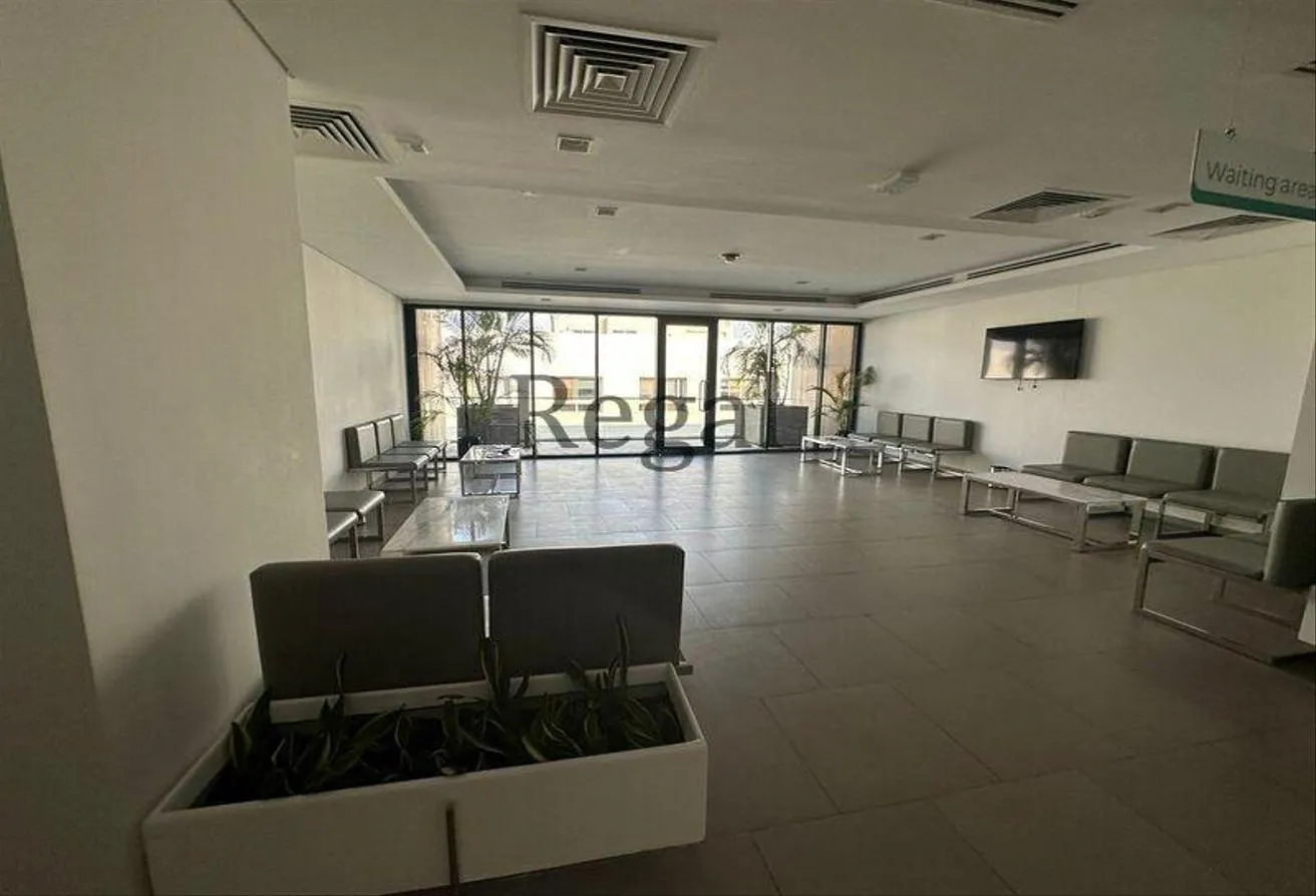 للايجار في سوديك ويست: Clinic for rent in Sheikh Sodic West, Zayed 