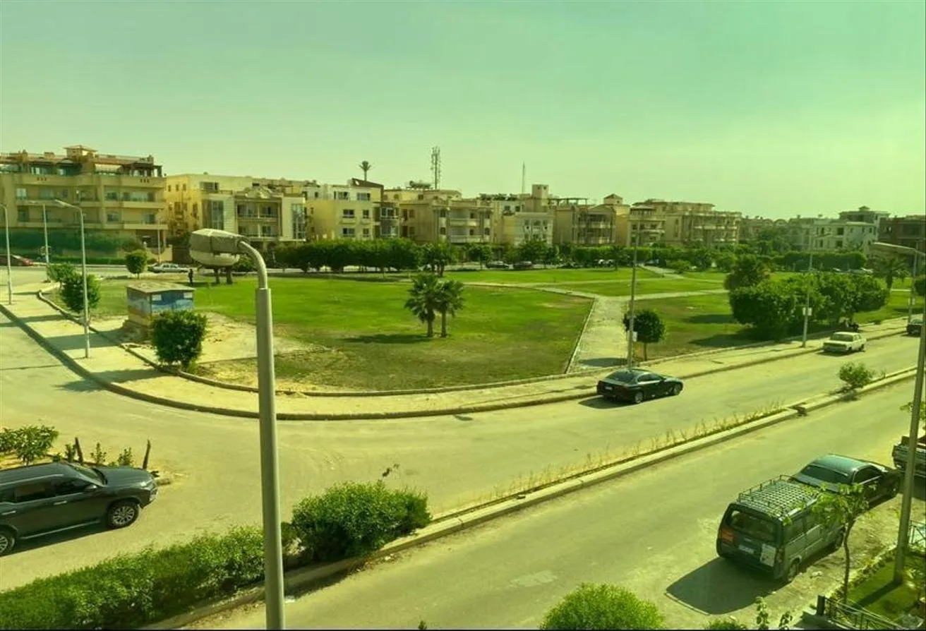 Sale in District 2: فيلا للبيع التجمع الخامس الحى الثانى ارقى الاحياء