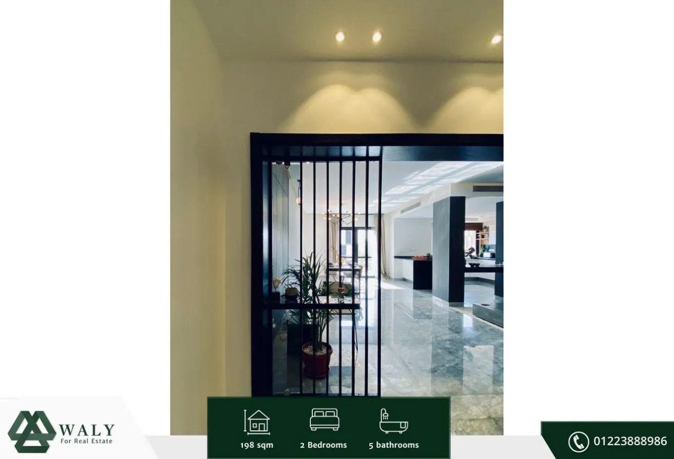 Sale in The Courtyards: Apartment for sale in Courtyards