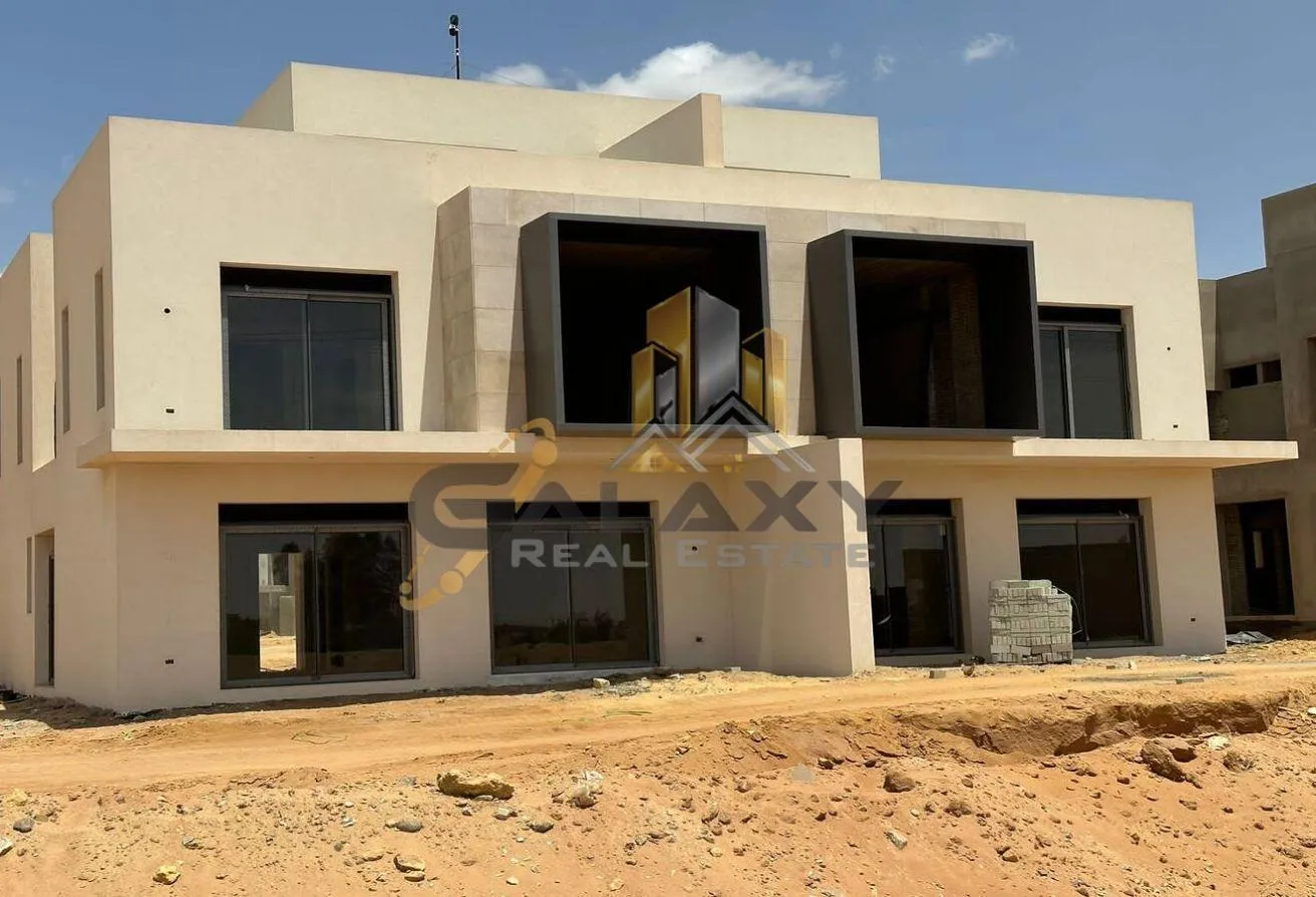 Sale in Al Karma Gates: Amazing Twinhouse For Sale | Prime Location
