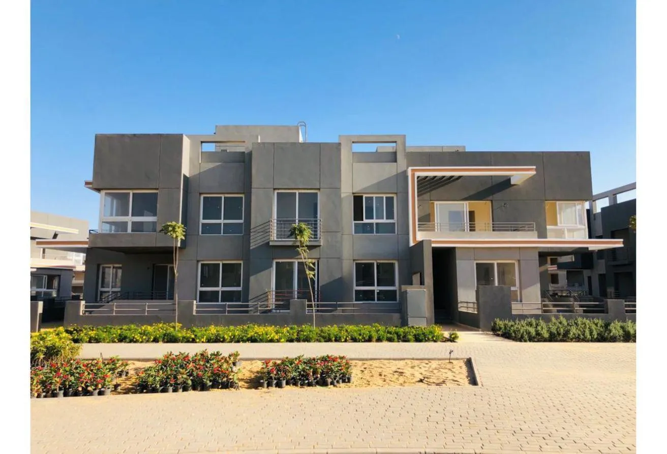 Sale in Kayan: Townhouse for Sale in Kayan Compound